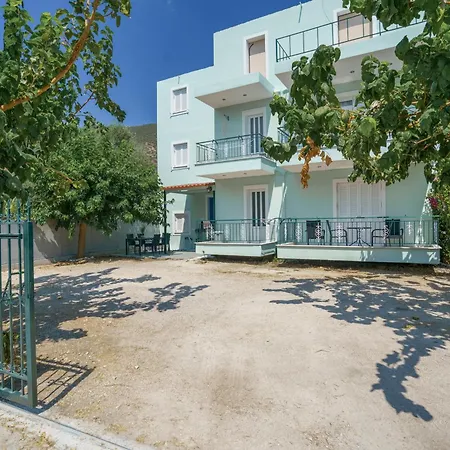 My 1 * Nydri (Lefkada)